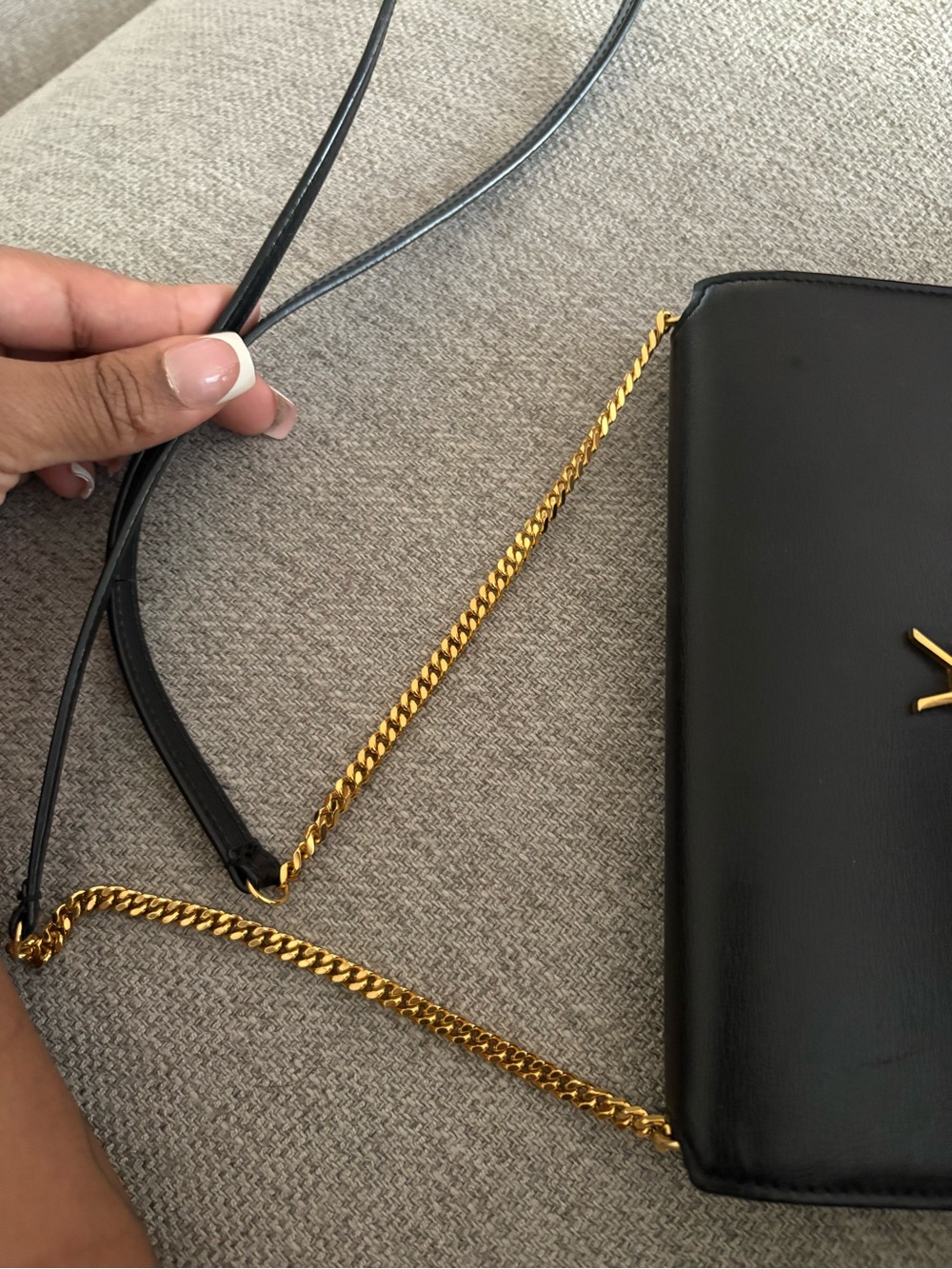 Saint Laurent Black Leather YSL Logo Chain Crossbody - Picture 4 of 5